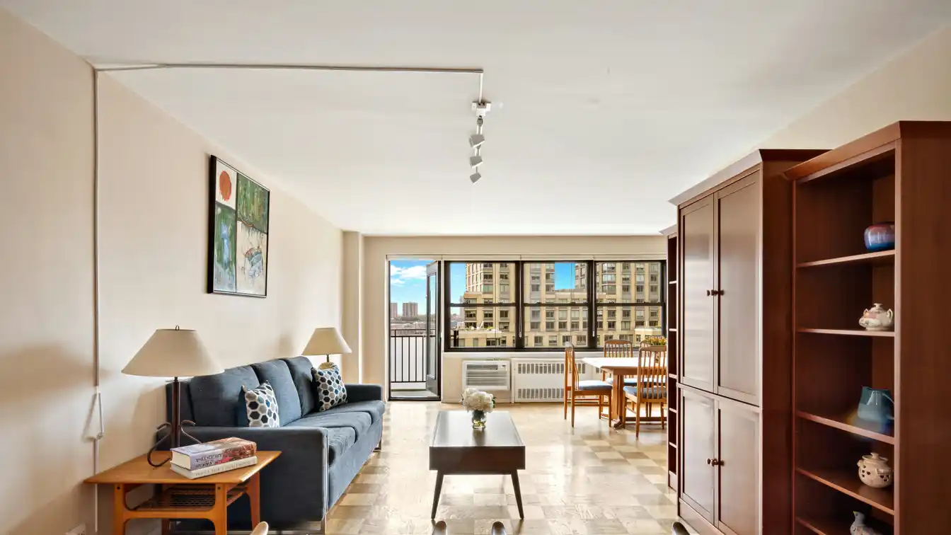 Exceptional Opportunity in Sought-after Lincoln Towers