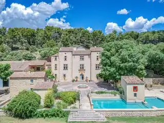 Historic 16th-Century Chateau with Elegant Courtyard