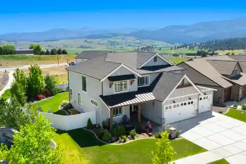 Luxurious and Functional Fairmont Estates Home