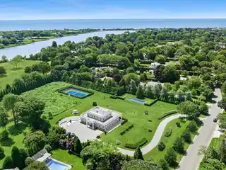 Grand Gated Estate for Lease