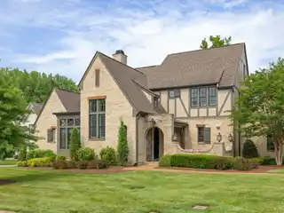 Privacy and Luxury on a Peaceful Cul-de-sac