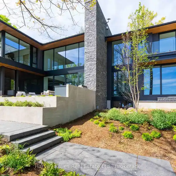 ARCHITECTURAL EXCELLENCE AMID NATURAL BEAUTY