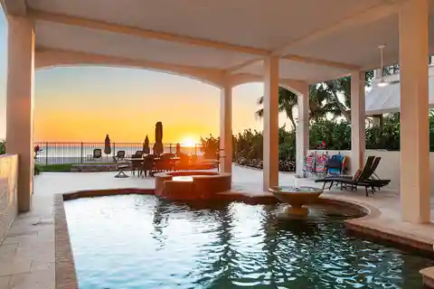 Beautiful Direct Beachfront Home on Bonita Beach