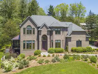 Elegant Brick Estate in the Ramble