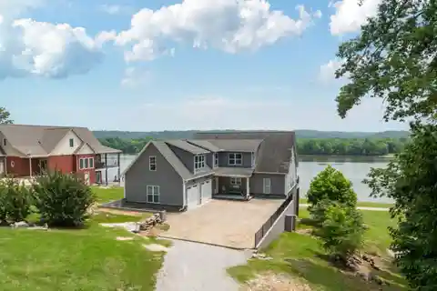 Peaceful River Living