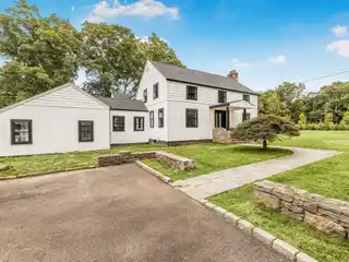 Beautifully Renovated Home with an Oversized Barn