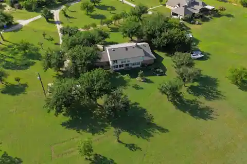 Secluded Estate with Breathtaking Lake Views