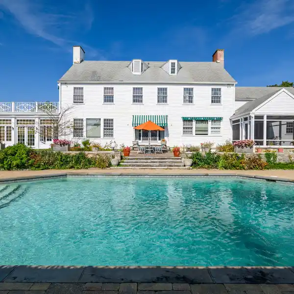 ICONIC ESTATE WITH BREATHTAKING VIEWS