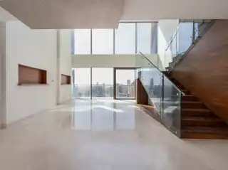 New York–style Penthouse in Marina Gate