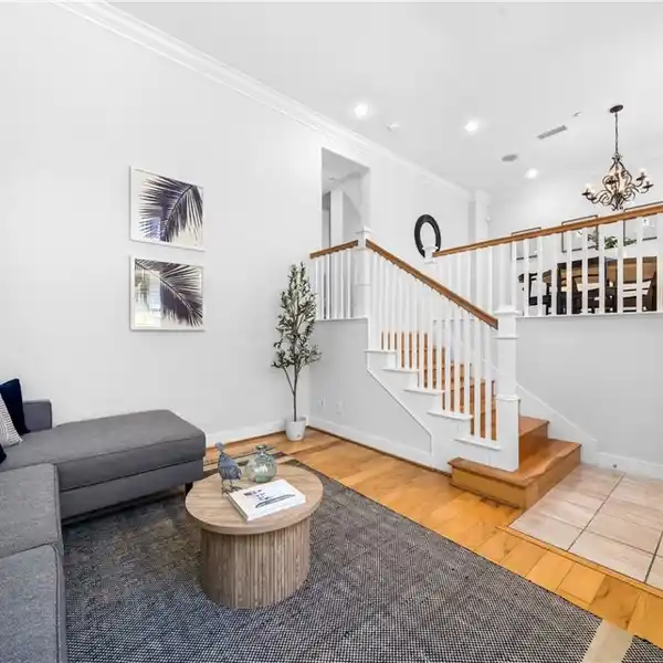 SPLIT-LEVEL TOWNHOME IN A CONVENIENT LOCATION