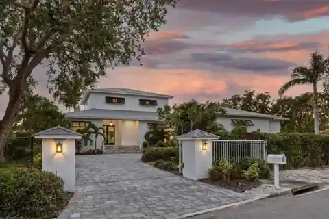 Exceptional Waterfront Sanctuary on Hudson Bayou