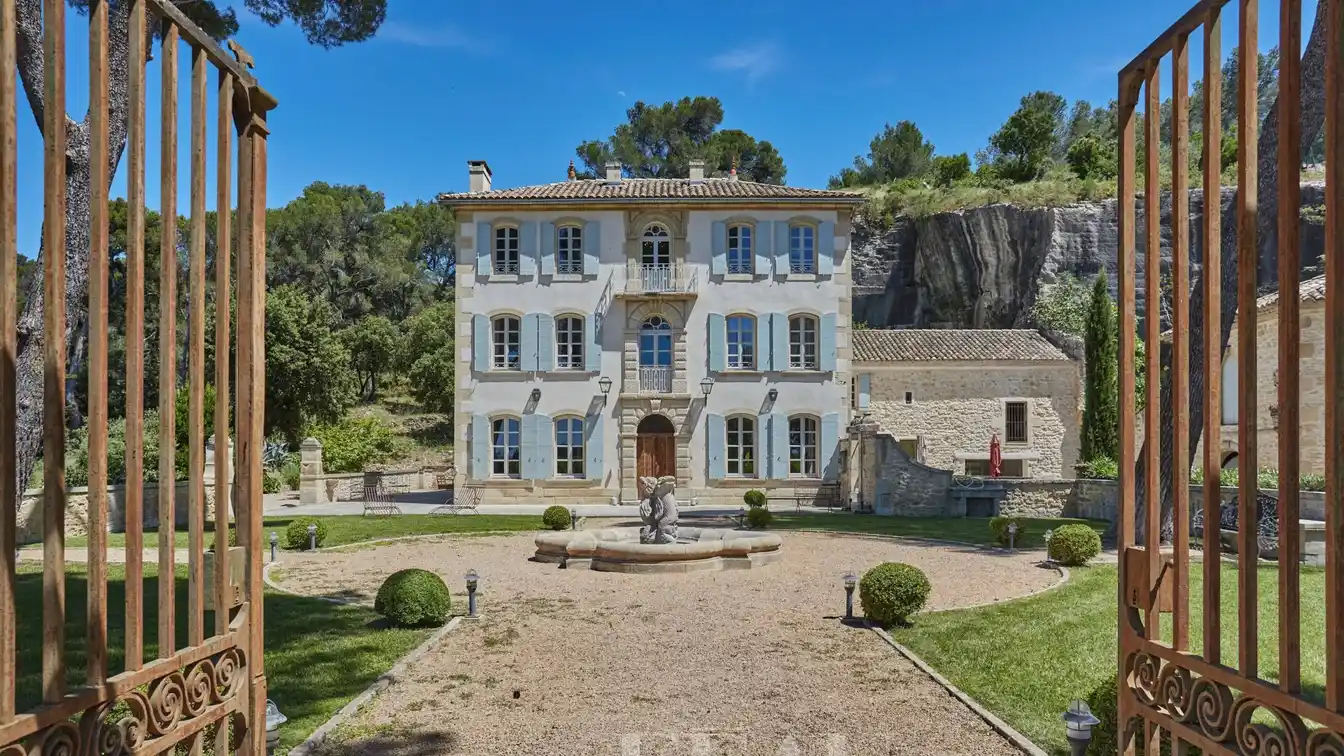 Lavish Property