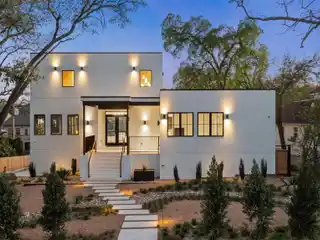 Architectural Masterpiece in the Heart of Tarrytown