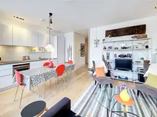 Thoughfully Designed Third Floor Flat