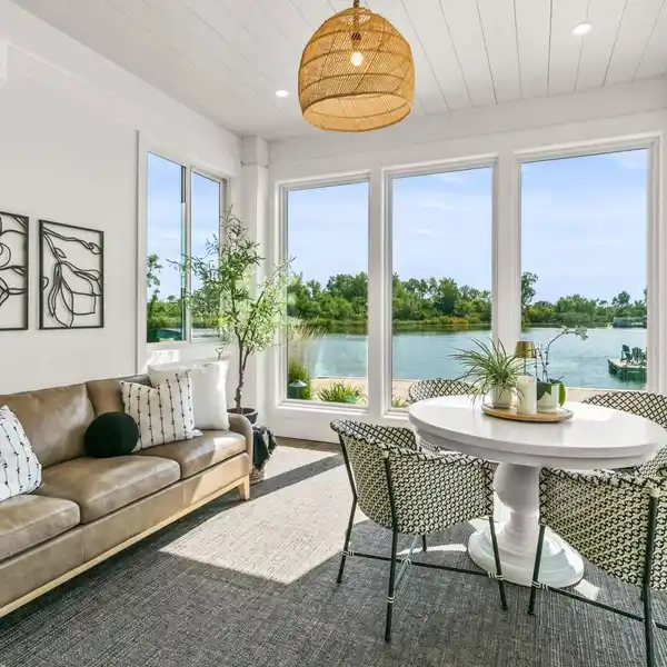 CUSTOM LAKESIDE RETREAT WITH TIMELESS CRAFTSMANSHIP