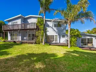 2.5-Acre Lifestyle Property with Endless Potential