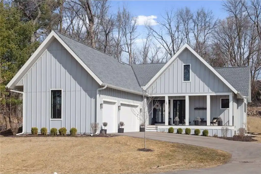Stunning Modern Farmhouse