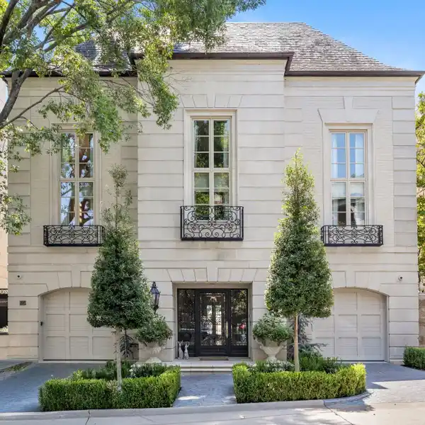 FRENCH-INSPIRED RESIDENCE IN PLACE DES VOSGES