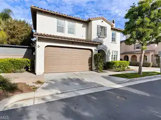 Cul-De-Sac Townhome in a Desirable Gated Community