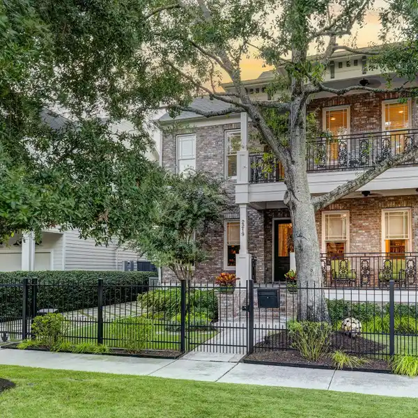 SPECTACULAR LUXURY HOME IN HOUSTON