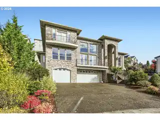 Stunning Two-Suite Home with Panoramic Views