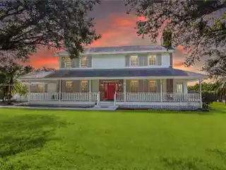 Country Estate in the Heart of the Redlands