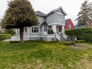 Lovely Unit in a Stratafied Triplex