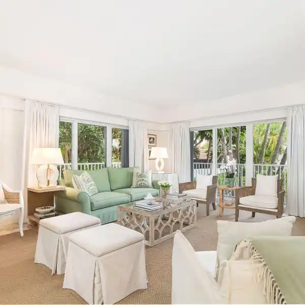 GORGEOUS HOME IN AN OCEANFRONT BOUTIQUE BUILDING