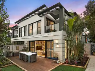 Spacious Townhouse in the Exclusive Glide Complex