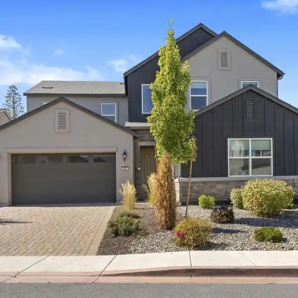 THOUGHTFULLY DESIGNED LUXURY HOME IN THE ICONIC RANCHARRAH COMMUNITY