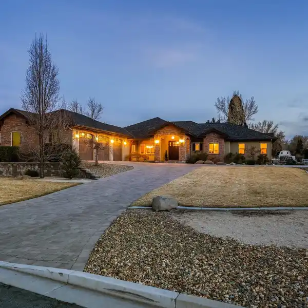 IMMACULATE ONE-LEVEL HOME