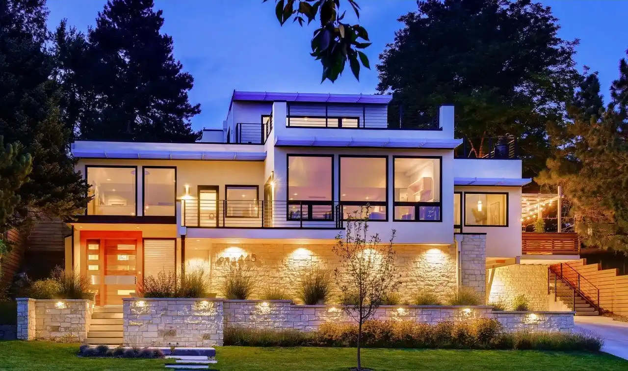 Contemporary Luxury with Sustainability