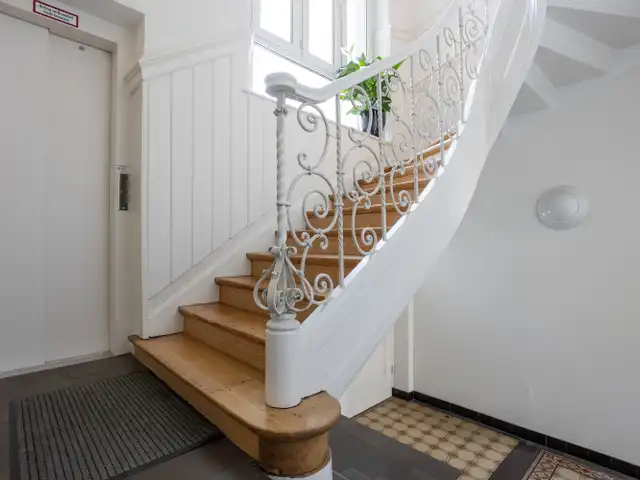 Large Image