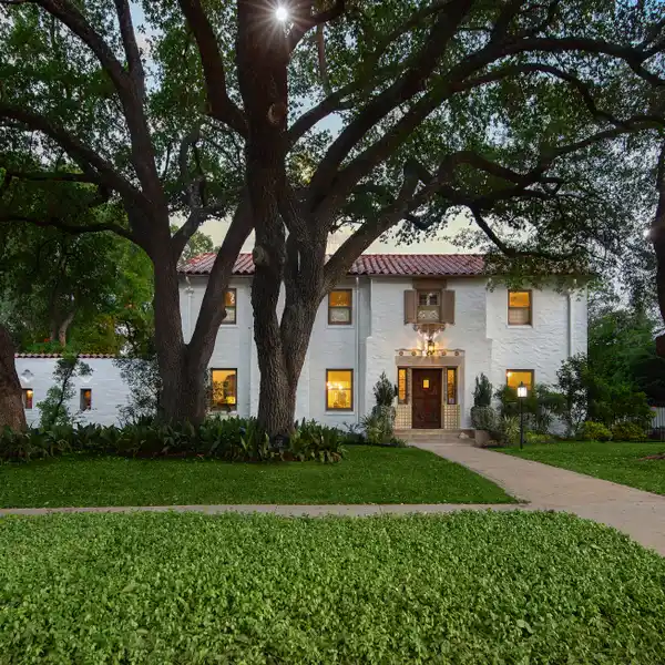 ARCHITECTURALLY SIGNIFICANT SPANISH REVIVAL ESTATE
