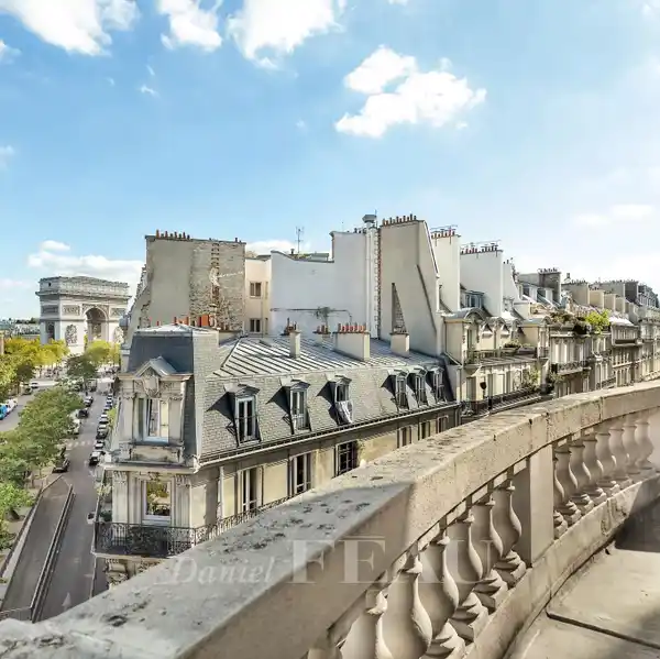 GORGEOUS APARTMENT WITH OPEN VIEWS