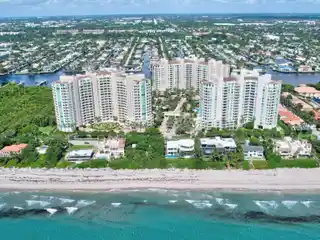 Corner Apartment with Amazing Panoramic Views