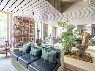 Lovely First Floor Apartment