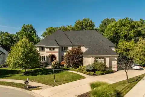 Luxurious Carmel Retreat with Pool and Cinema Room