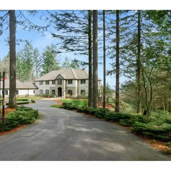 CUSTOM ELEGANCE IN NORTHWEST PORTLAND