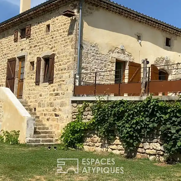 SPACIOUS COUNTRYSIDE REFUGE ON NEARLY 10 HECTARES