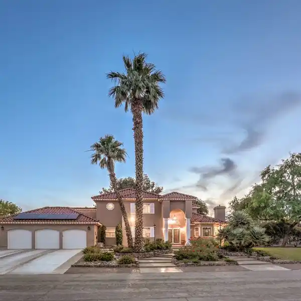 BEAUTIFUL CUSTOM EXECUTIVE ESTATE WITH NO HOA