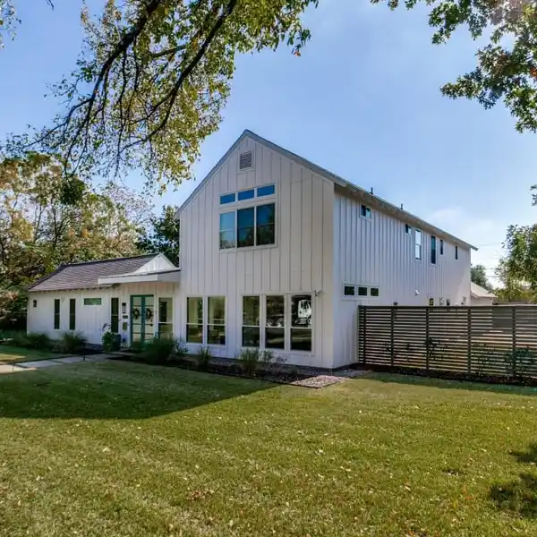 WELCOMING HOME OF ELEGANCE, COMFORT, AND FUTURE EXPANSION POTENTIAL