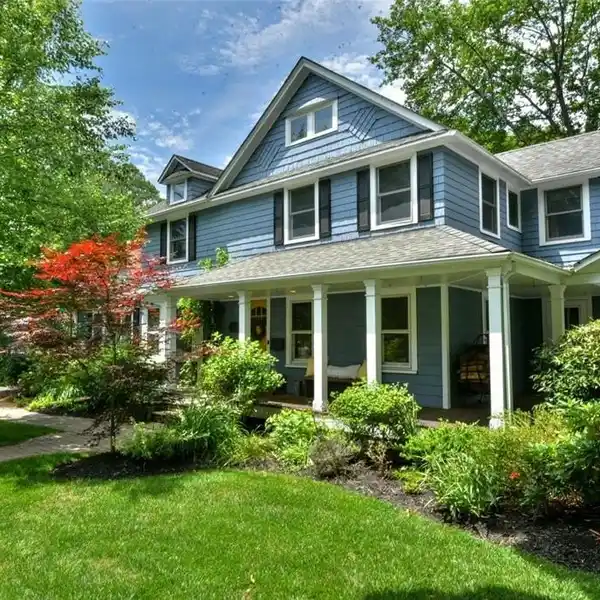 PICTURE-PERFECT COLONIAL OVERLOOKING MEMORIAL PARK