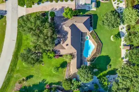 One-Of-A-Kind Single-Story Retreat on a Lush Acre