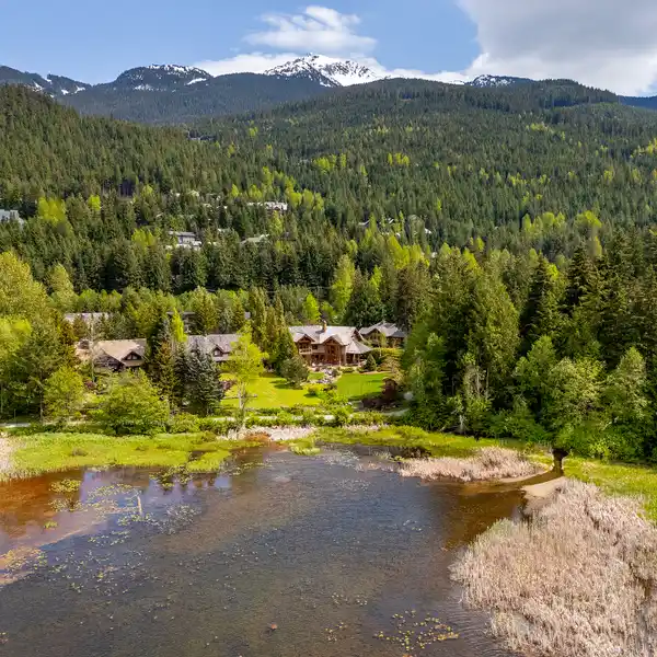 RARE OPPORTUNITY ON ALPHA LAKE