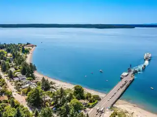 A Beachfront Playground to Sooth Your Soul