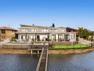 The Epitome of Luxurious Waterfront Living