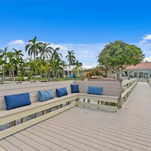 AMAZING OPEN WATER FRONTAGE IN THE COVETED ISLAND OF VINA DEL MAR