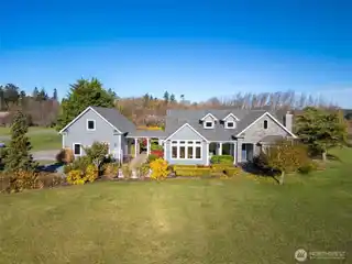 Timeless Craftsman Beauty and Island Tranquility on 5 Peaceful Acres
