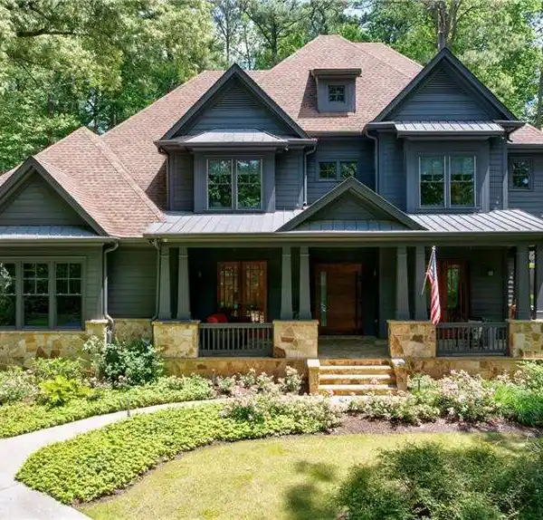 THOUGHTFULLY REDESIGNED JEWEL BOX IN PINE HILLS